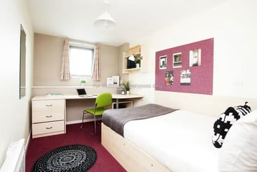 1 bed house, Crown Street, East Reading, Reading, RG12SE - Image 1